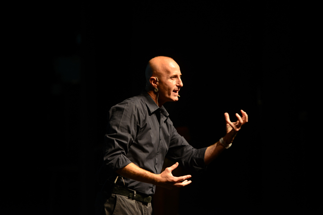 אלון גל "המאמן הלאומי" – מנהיגות, הצלחה, כלכלה- הרצאות