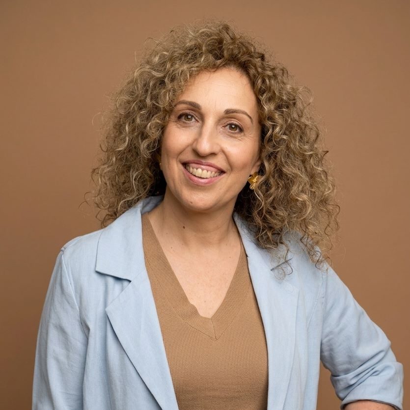 שפת גוף והלבוש – הכוח שמעבר למילים – מירב לויטה עזני